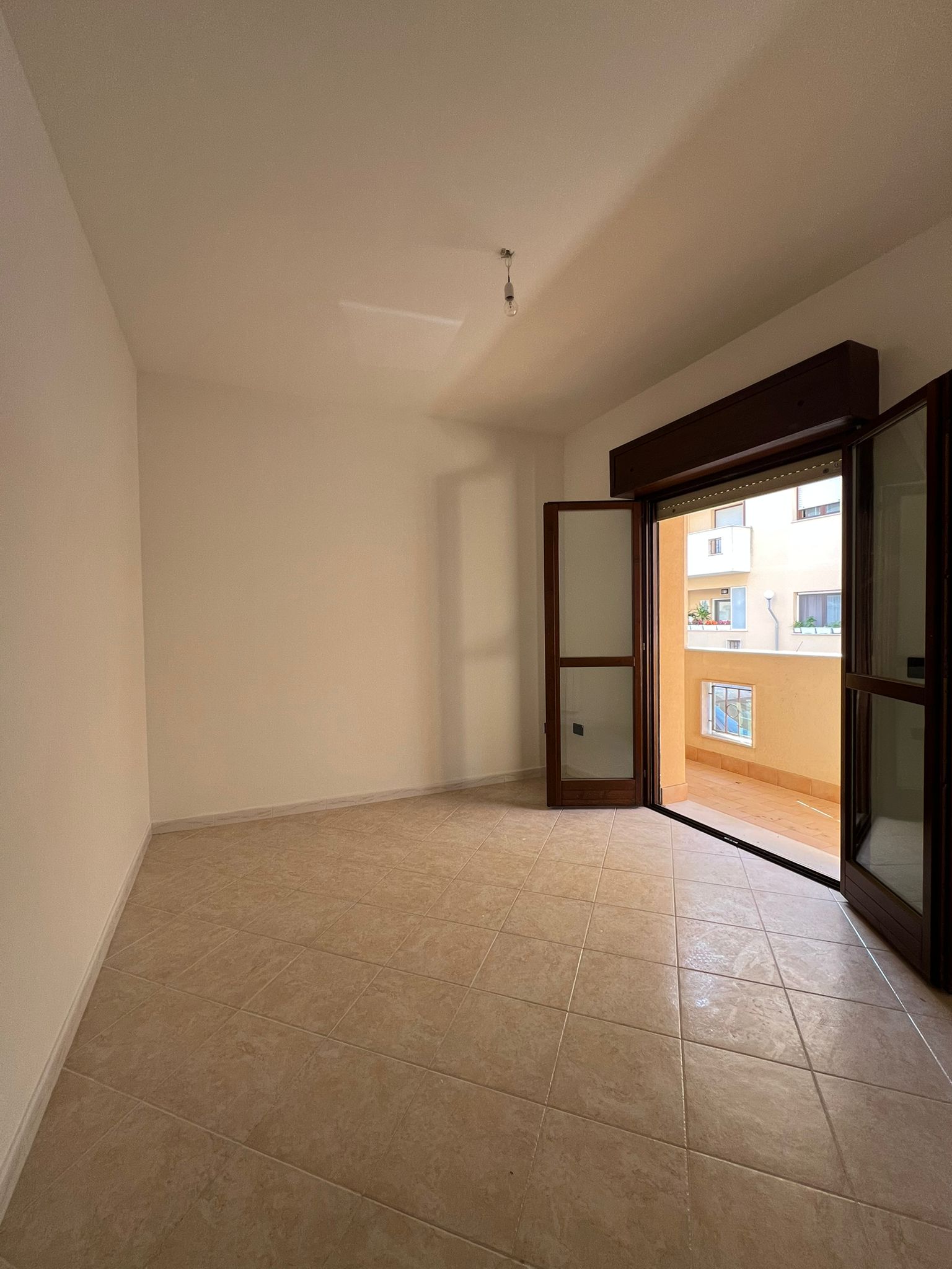 Immobile in piazza Garibaldi 7