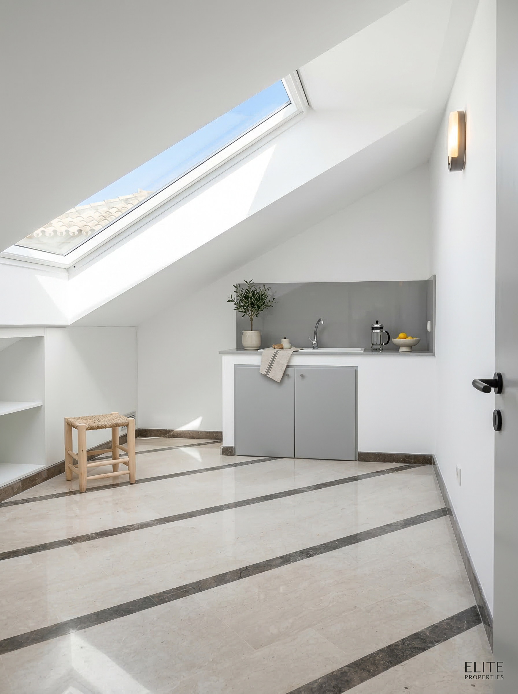 “Santa Ninfa (TP) – Fabbricato indipendente 3 livelli con appartamento, ideale uffici o coworking 16