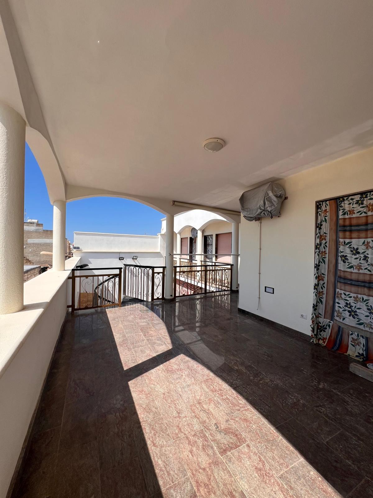 Casa indipendente con giardino e terreno, Tre Fontane 9