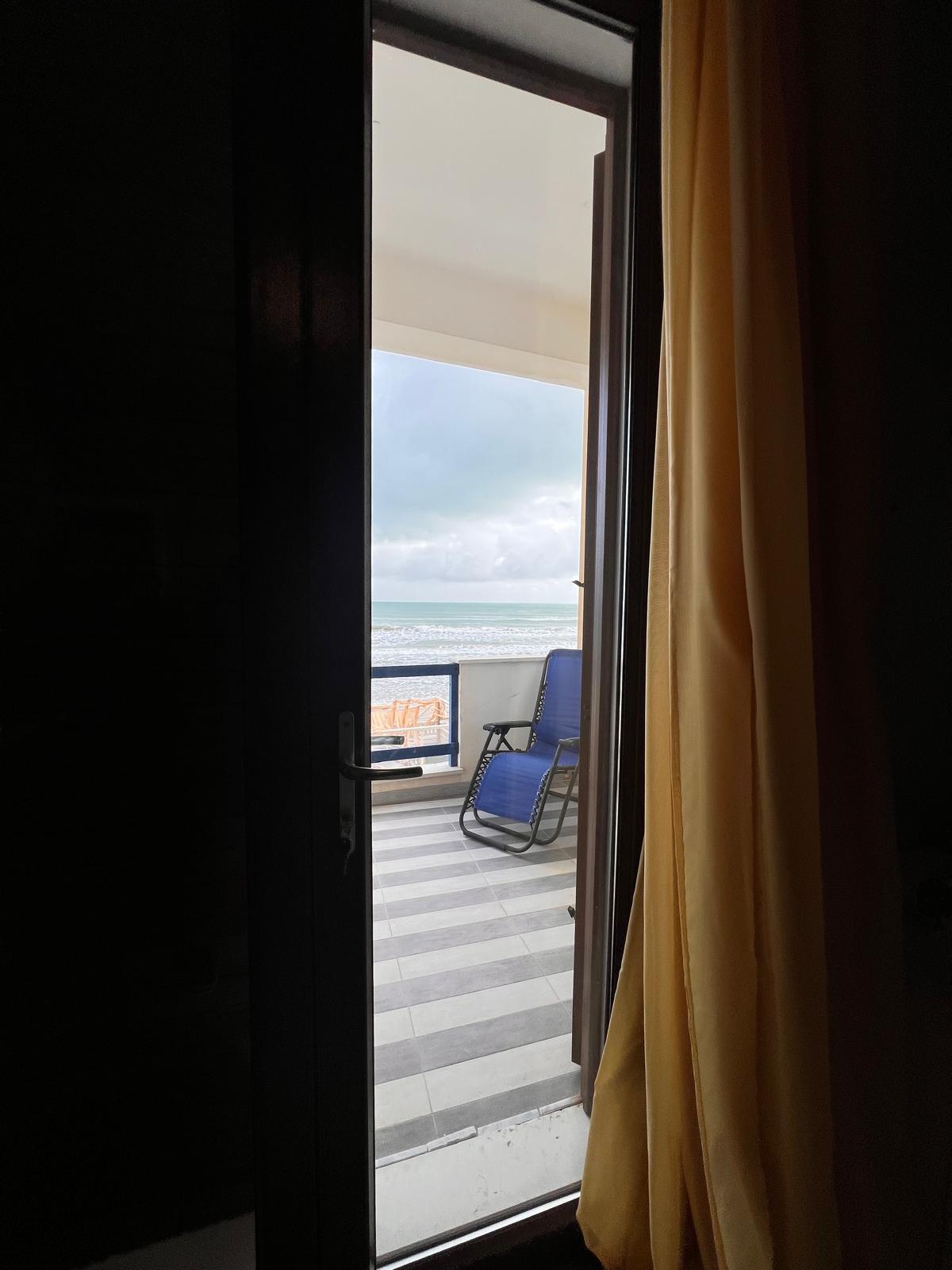 Immobile fronte mare lato ovest 13